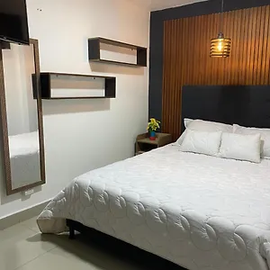 32 Confortable Apartamento Con Balcon En Laureles Estadio Apartamento